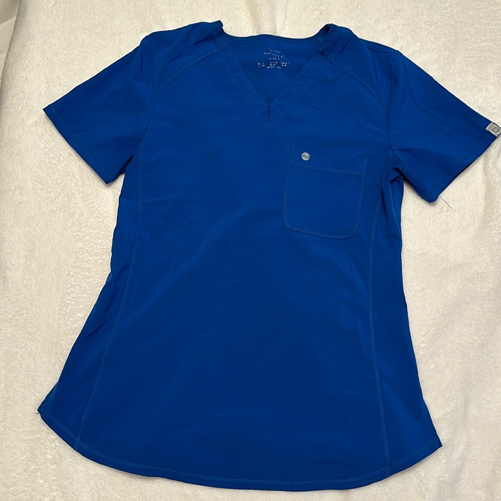 Scrub top